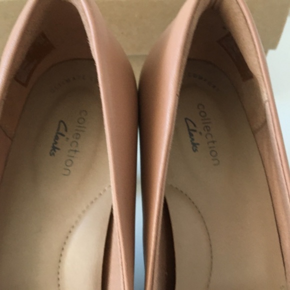 Beautiful and comfy Clarks Adriel Viola 👠 See description! - Picture 11 of 12